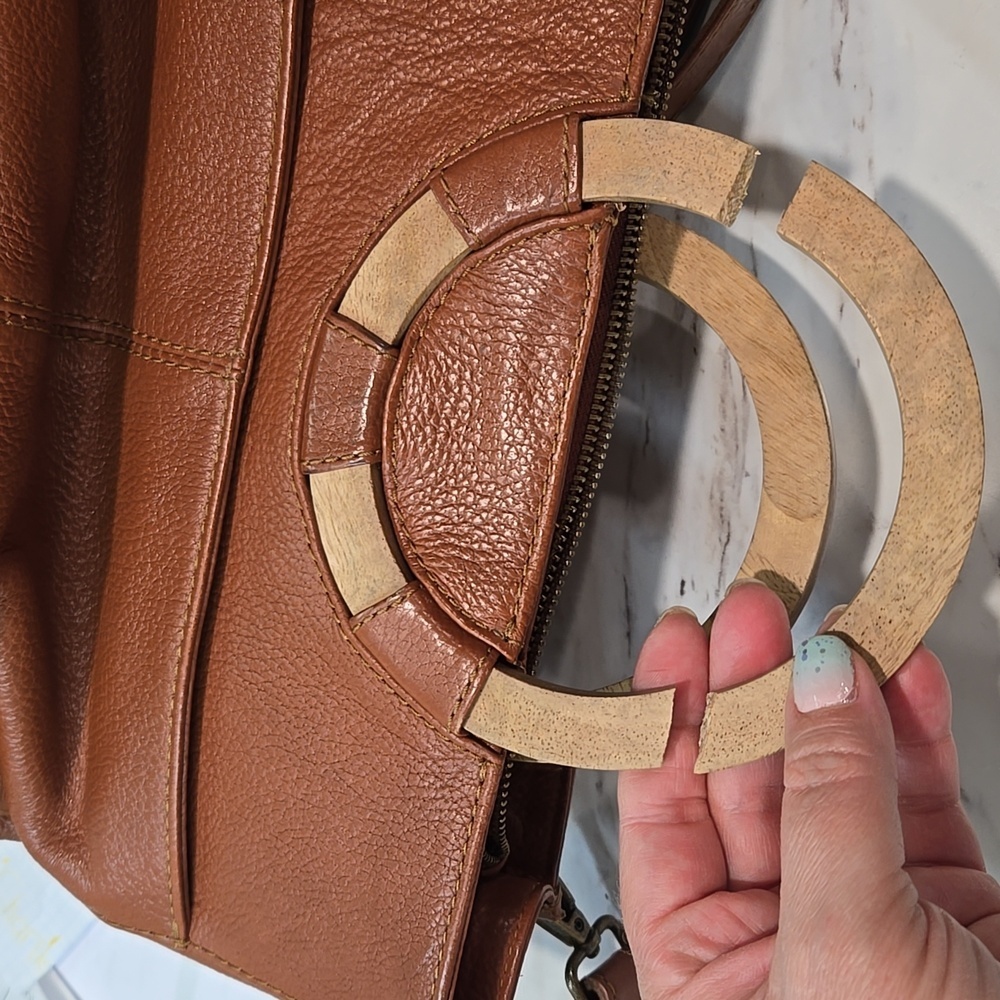 Rachel Roy Brown leather bag with wooden handles *One Handle Is Broken! - Picture 2 of 7